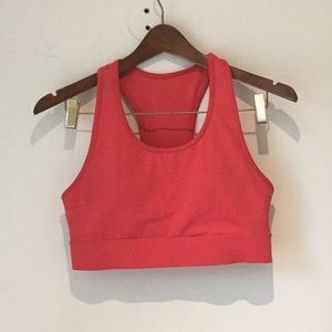 Fabletics “on the go” medium impact sports bra